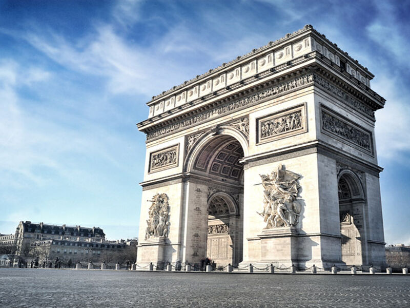 İzmir`den Direkt Hareket Sun Express Hava Yolları ile Görkemli Fransa ve Belçika Şehirleri &  Görkemli Paris ve İncileri 2026 İlkbahar Dönemi