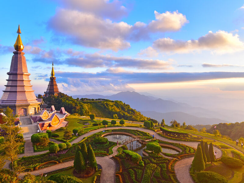 Bangkok Phuket Serüveni turu Qatar Havayolları ile 6 Gece Öğlen Uçuşu (BKK-HKT) 2026 Dönemi 