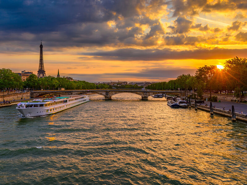 Comfort Benelux Paris Turu Türk Hava Yolları ile 7 Gece Ekstra Turlar Dahil CDG-AMS