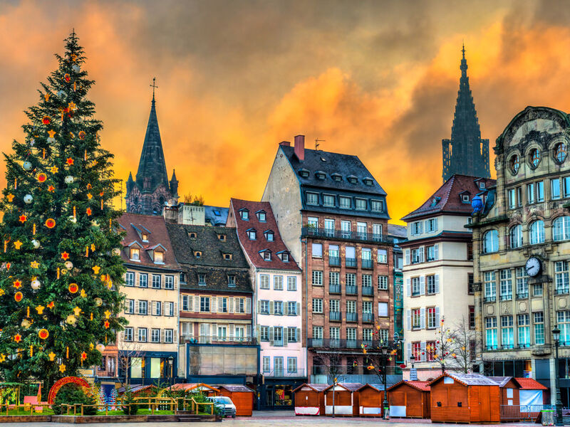 İzmir'den Direkt Hareket Görkemli Rüya Üçgeni Almanya - Fransa - İsviçre 4 Gece - SunExpress ile 18 Mart Hareket (Ramazan Bayramı Özel) AT113