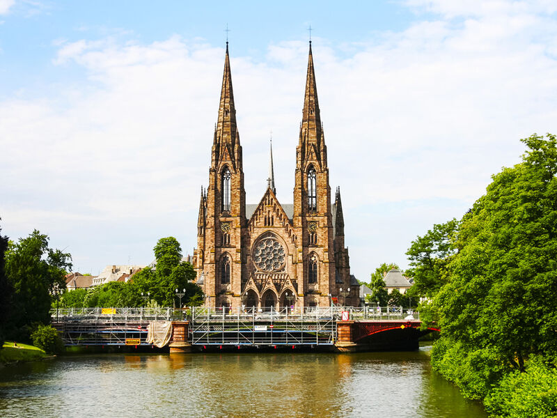 İzmir'den Direkt Hareket Görkemli Rüya Üçgeni Almanya - Fransa - İsviçre 4 Gece - SunExpress ile 18 Mart Hareket (Ramazan Bayramı Özel) AT113