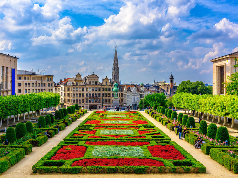 İzmir'den Direkt Hareket Görkemli Üçlü Benelüx & Fransa & Almanya 7 Gece - SunExpress ile 14 Şubat Hareket (Sevgililer Günü Özel) AT076