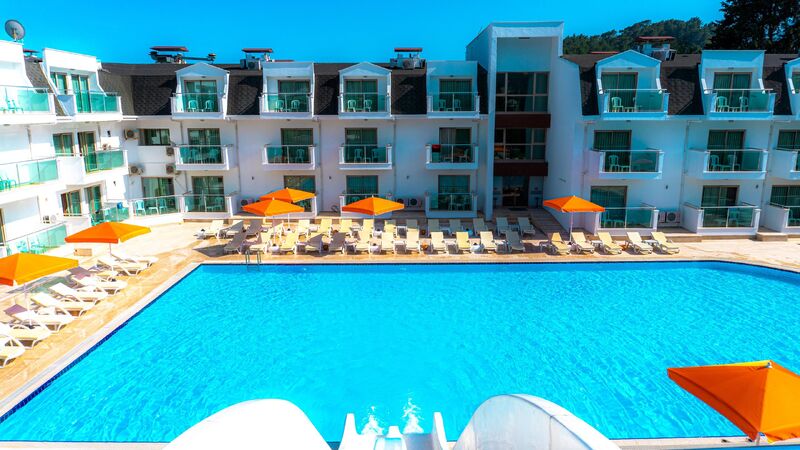Omorfi Garden Resort