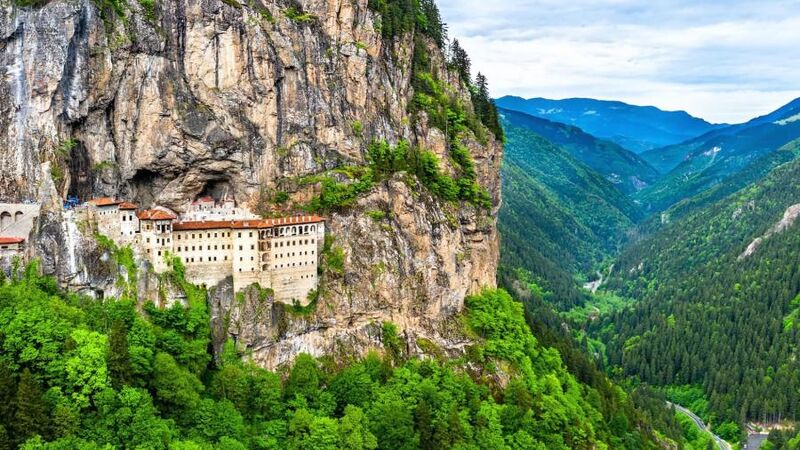 Uçaklı Karadeniz Batum Turu 3 Gece 4 Gün / İstanbul Çıkışlı 
