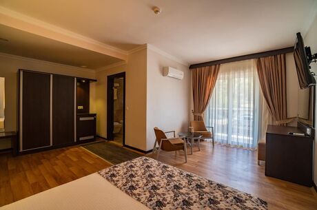Sunshine Holiday Resort Fethiye / 3 Gece 4 Gün / İstanbul Çıkışlı 