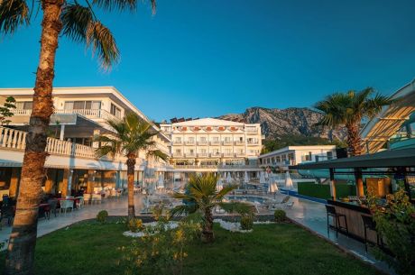 SL La Perla Hotel Kemer / 4 Gece 5 Gün / Antalya Turu / İstanbul Çıkışlı