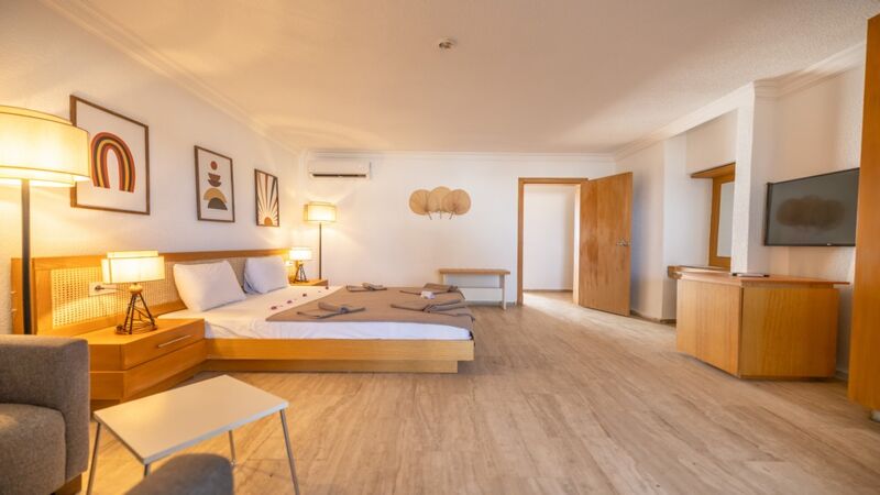 Ladonia Hotels Luna Beach Resort /  4 Gece 5 Gün / İstanbul Bursa ve İzmir Kalkışlı
