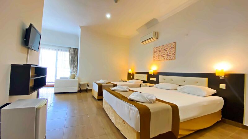 Fethiye Turu / 3 Gece 4 Gün/  Ölüdeniz Mia Suit Otel/ İstanbul Çıkışlı