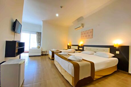 Fethiye Turu / 3 Gece 4 Gün/  Ölüdeniz Mia Suit Otel/ İstanbul Çıkışlı