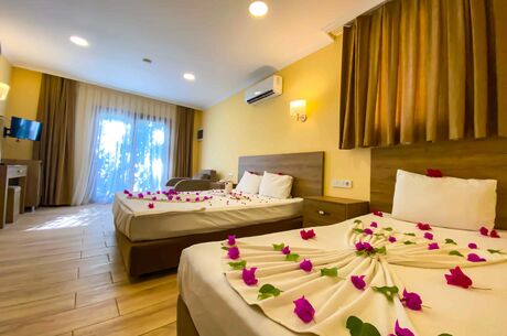 Fethiye Turu / 4 Gece 5 Gün / Ölüdeniz Mia Suit Otel/ İstanbul Çıkışlı