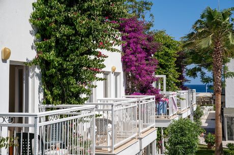 Petunya Beach Resort Hotel Bodrum