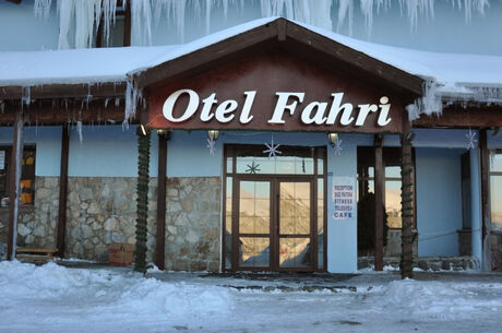 Fahri Otel / Uludağ Kayak Turu / 1 Gece 2 Gün / İstanbul Kalkışlı