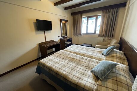 Beceren Otel / Uludağ Kayak Turu / 1 Gece 2 Gün / İstanbul Kalkışlı