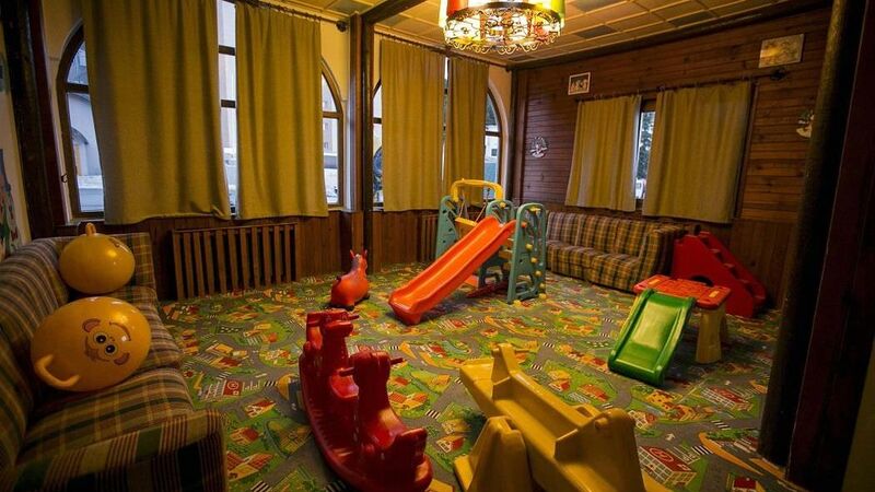 Beceren Otel / Uludağ Kayak Turu / 2 Gece 3 Gün / İstanbul Kalkışlı