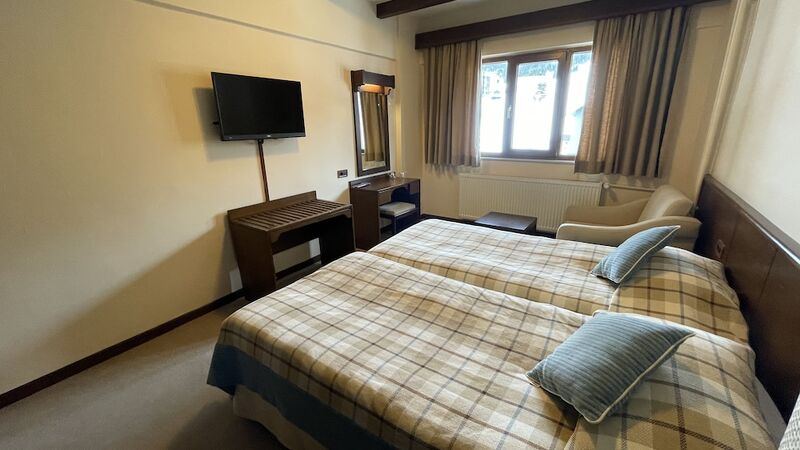 Beceren Otel / Uludağ Kayak Turu / 2 Gece 3 Gün / İstanbul Kalkışlı