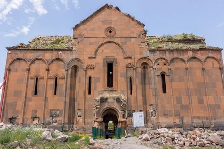 Ankara Çıkışlı Turistik Doğu Ekspresi Turu ( Trenle Gidiş – Uçakla Dönüş )