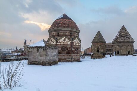 Eskişehir Kalkışlı 6 Gece 7 Gün Benzersiz Doğu Ekspresi Turu